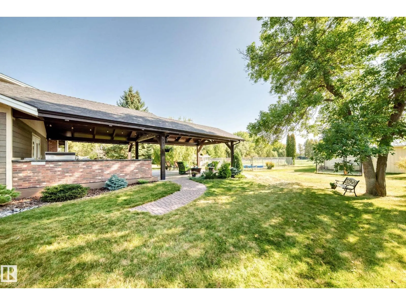 #24 51514 RGE ROAD 261