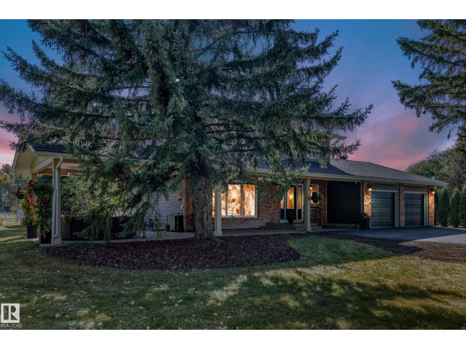 #24 51514 RGE ROAD 261