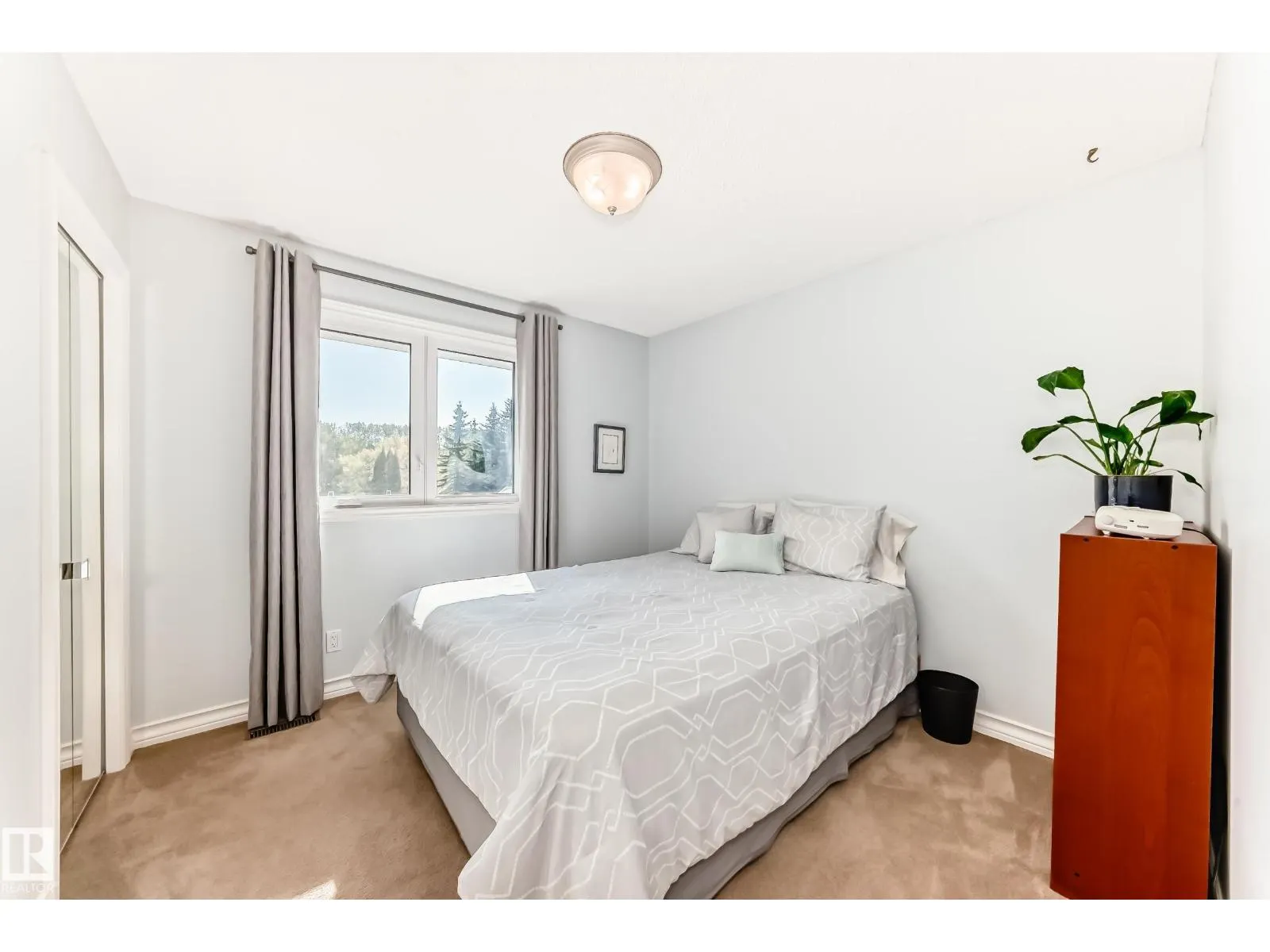 #24 51514 RGE ROAD 261