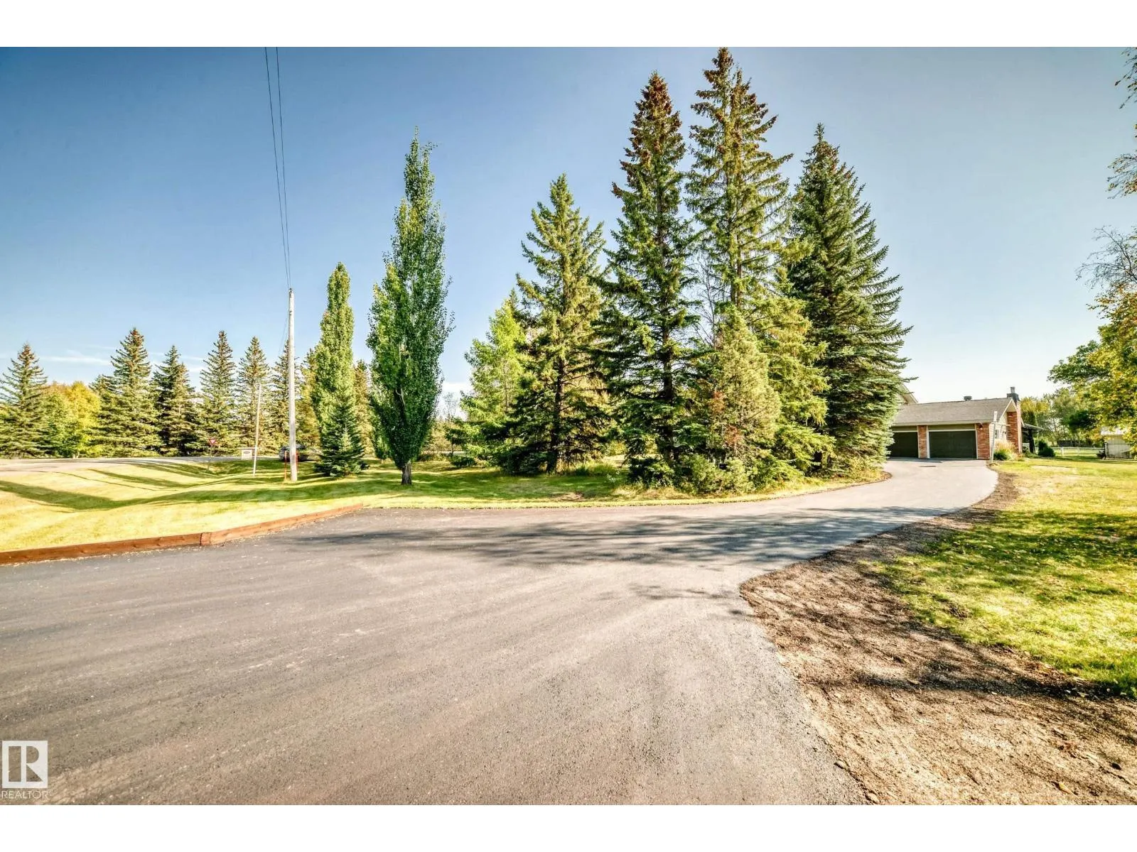 #24 51514 RGE ROAD 261