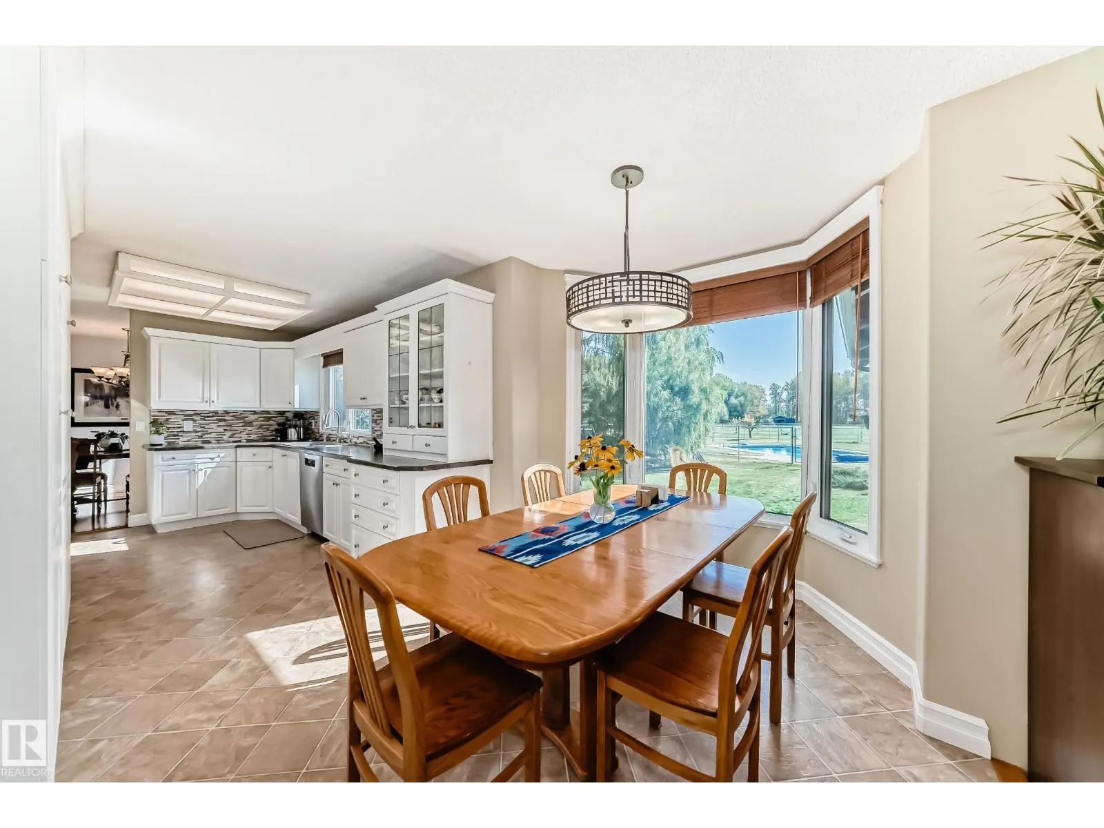 #24 51514 RGE ROAD 261