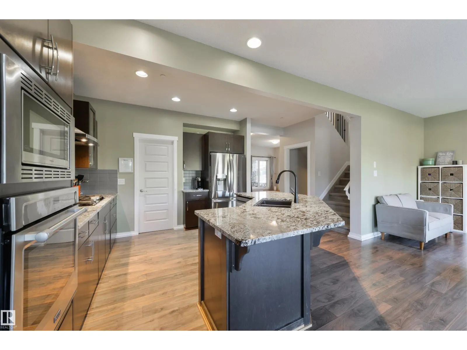 119 BRICKYARD PL