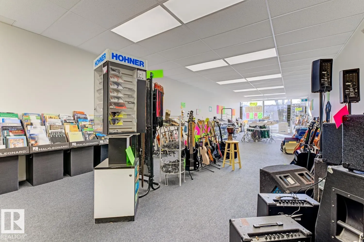 10848 82 AV NW