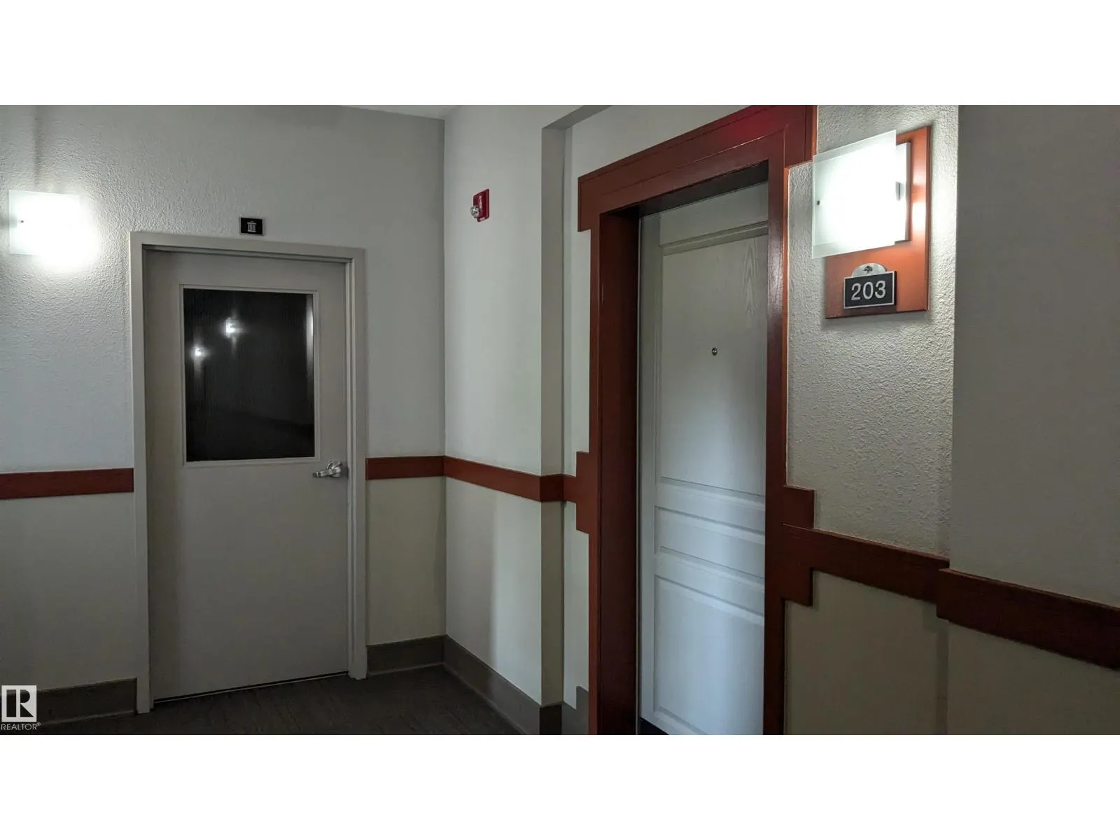 #203 11140 68 AV NW