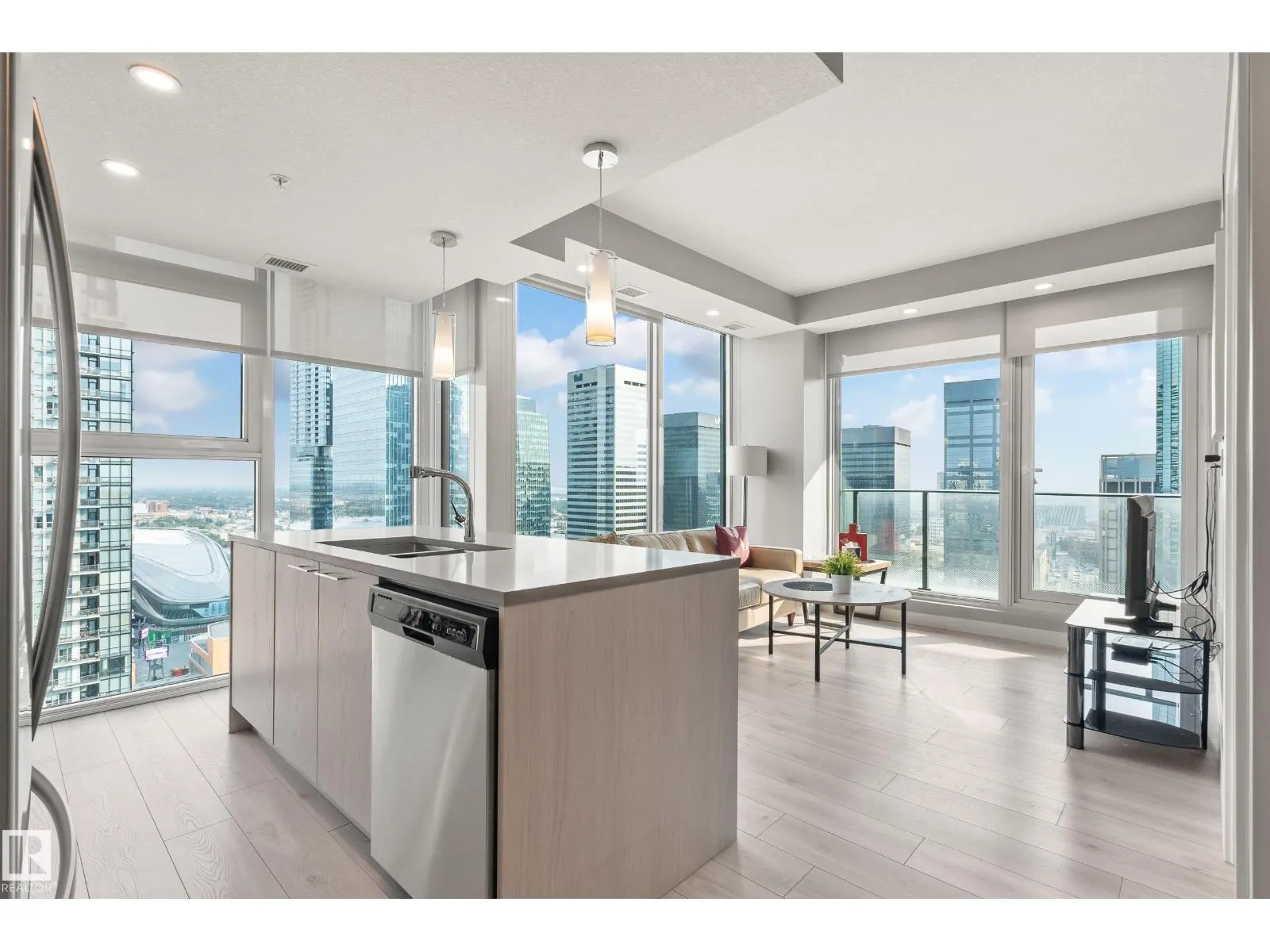 #2303 10180 103 ST NW