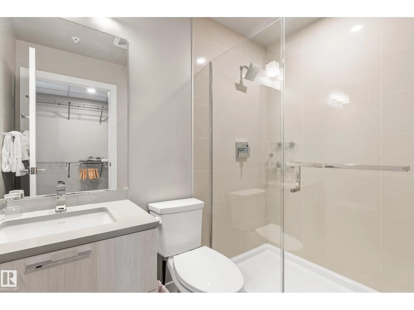 #2303 10180 103 ST NW