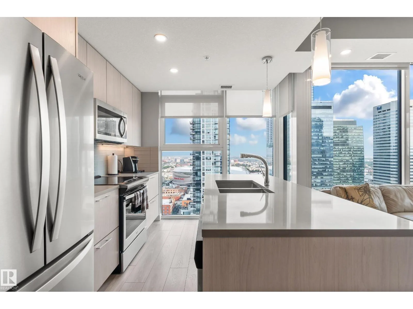 #2303 10180 103 ST NW