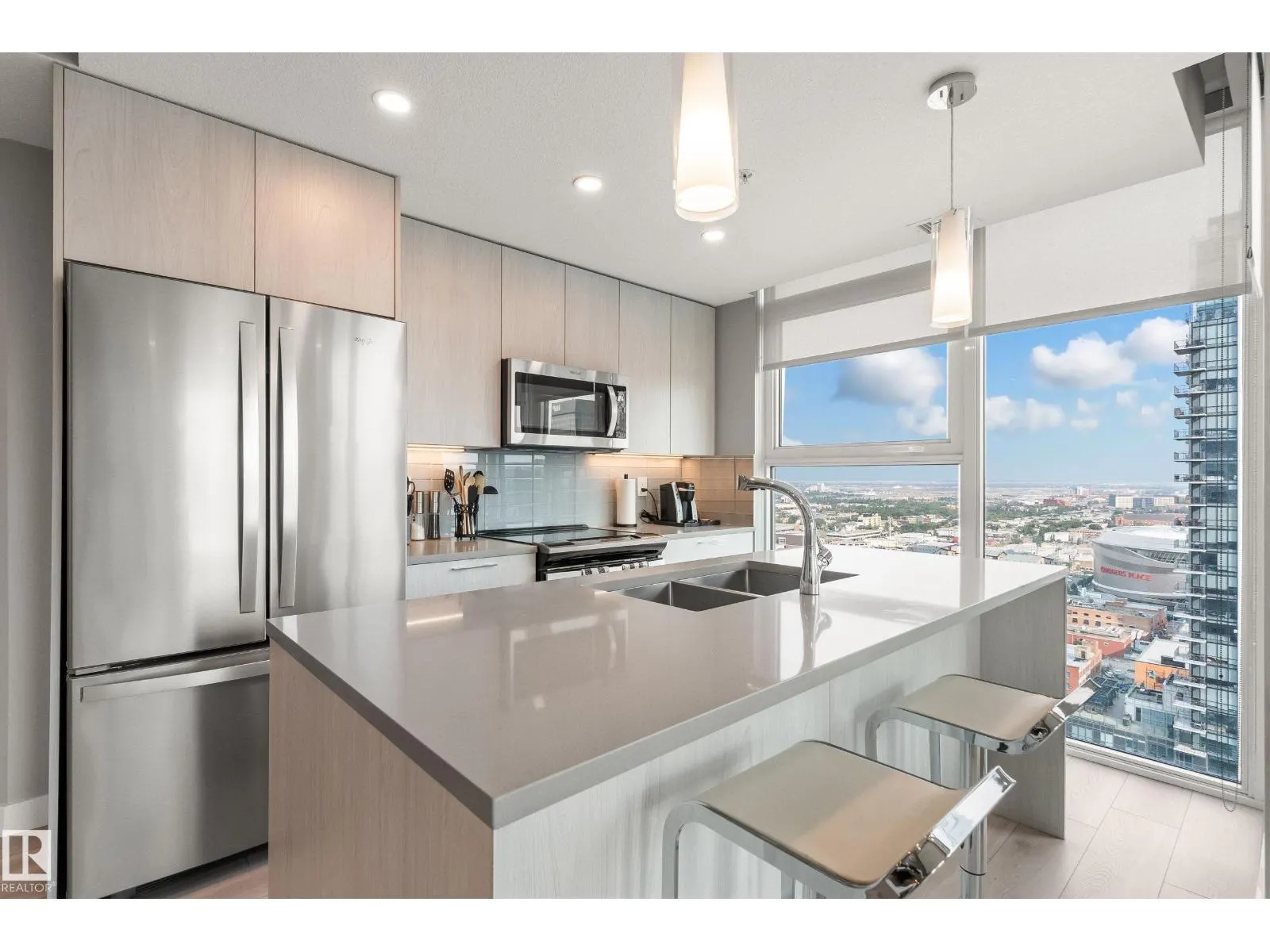 #2303 10180 103 ST NW