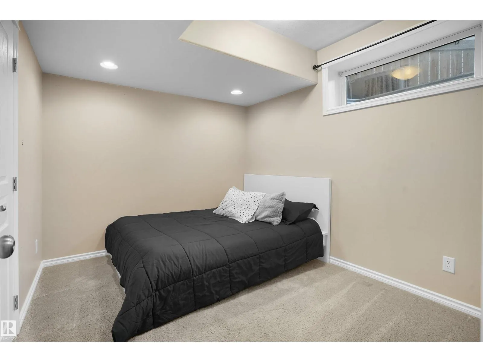 20705 56A AV NW
