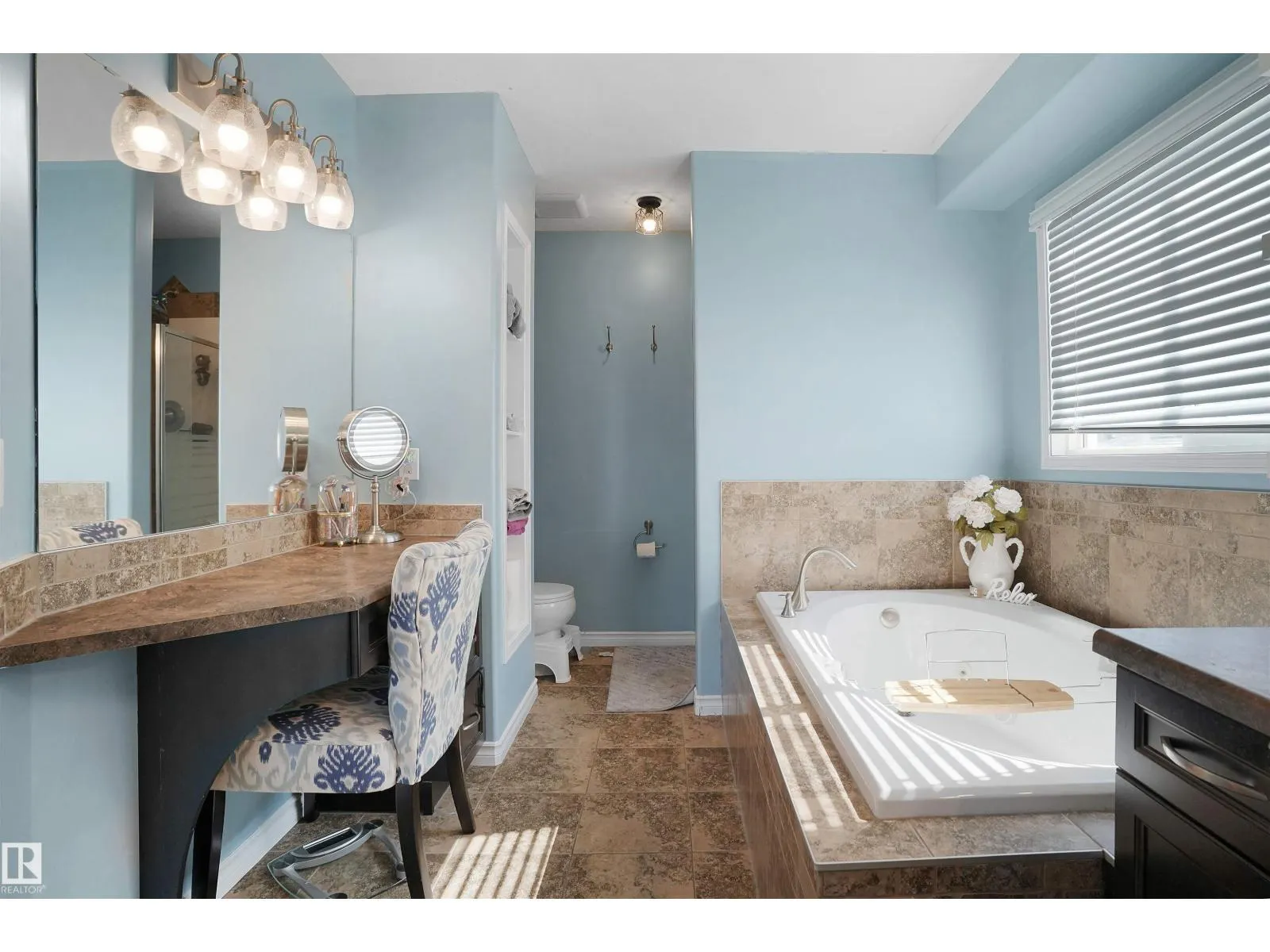 20705 56A AV NW