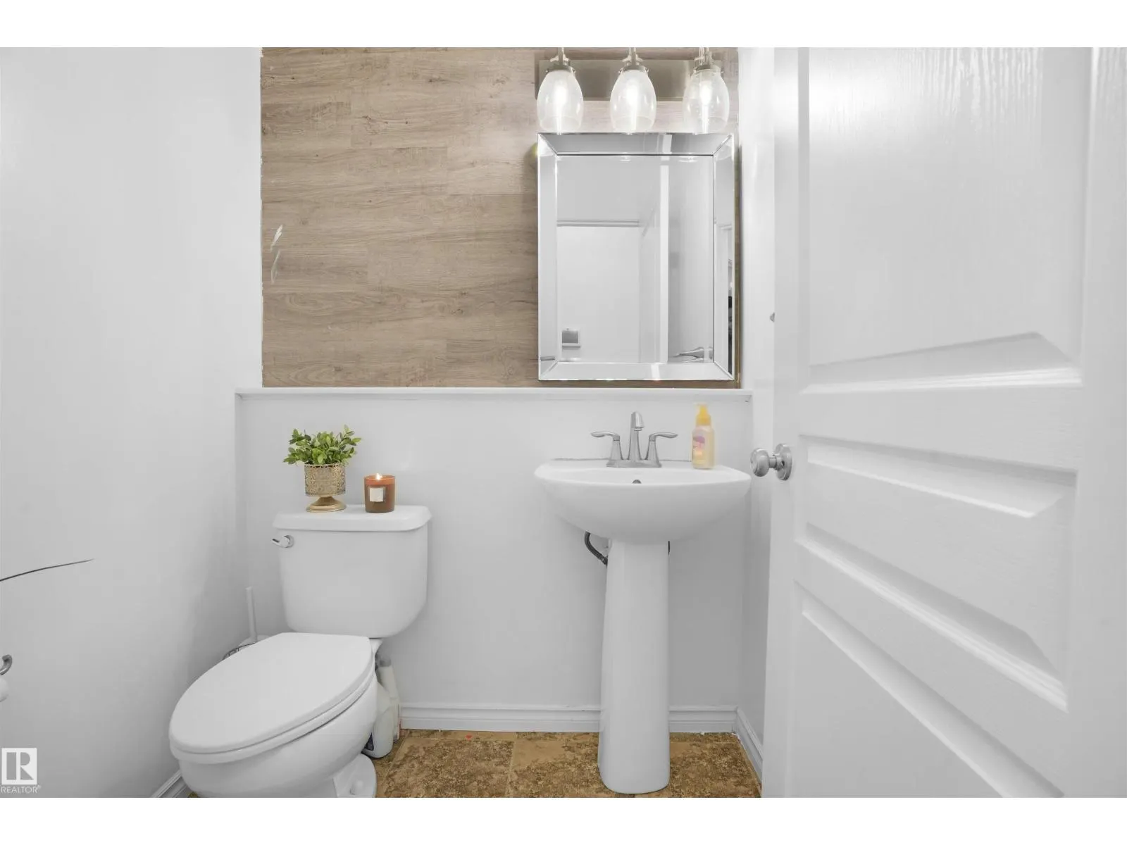 20705 56A AV NW