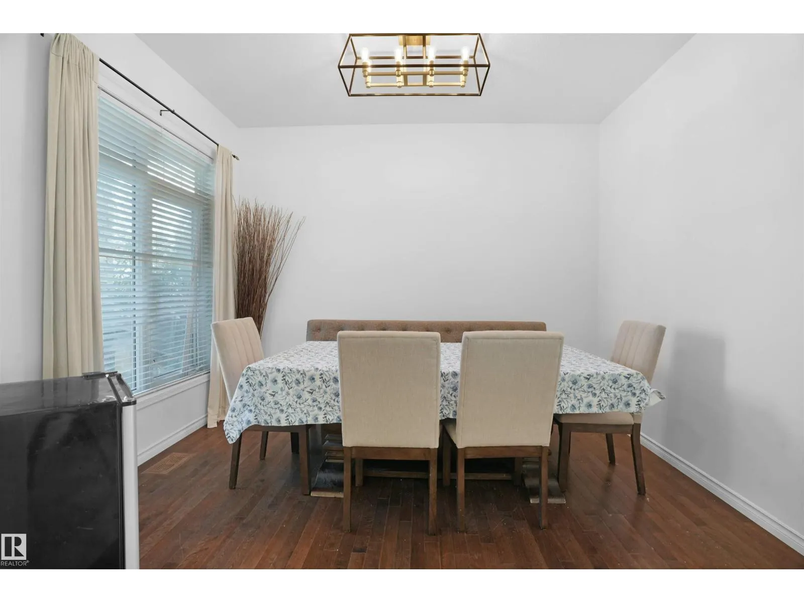 20705 56A AV NW