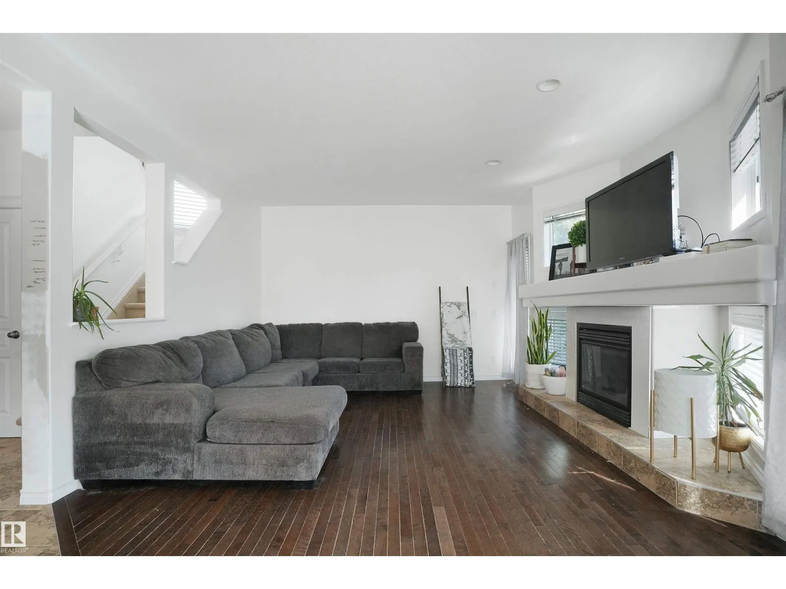 20705 56A AV NW