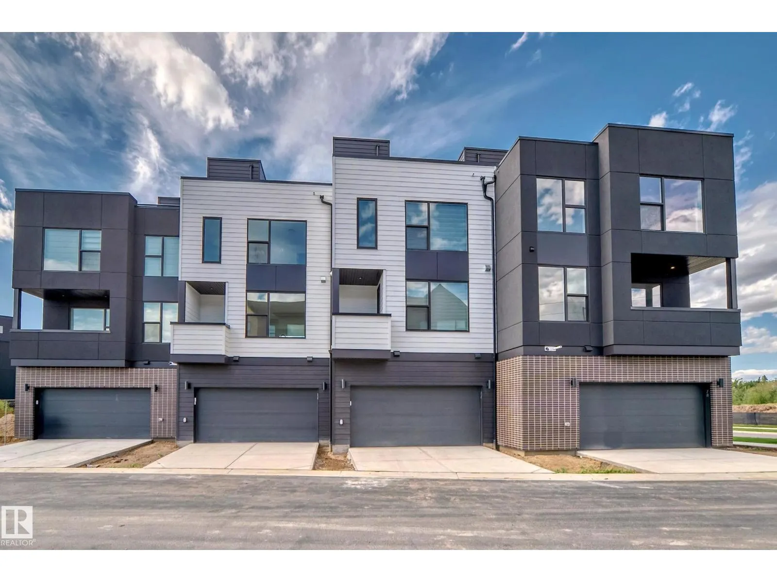 #68 5 Rondeau DR