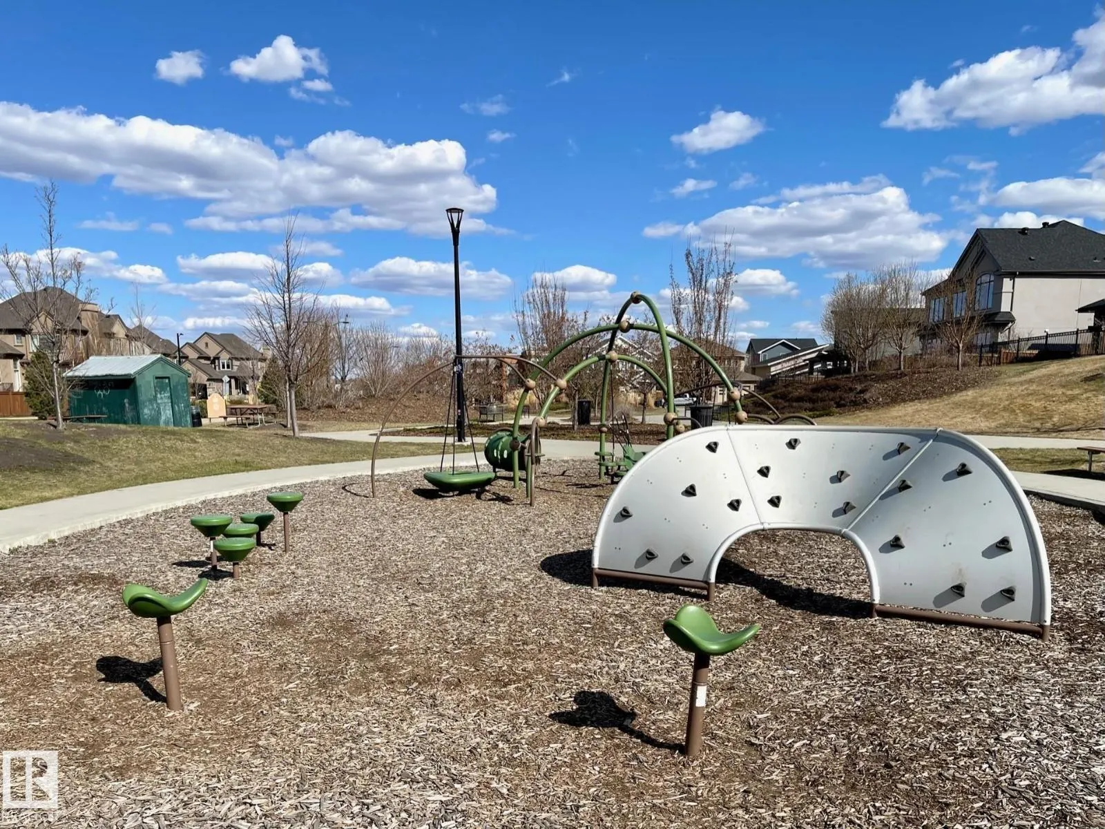 1311 HAINSTOCK WY SW