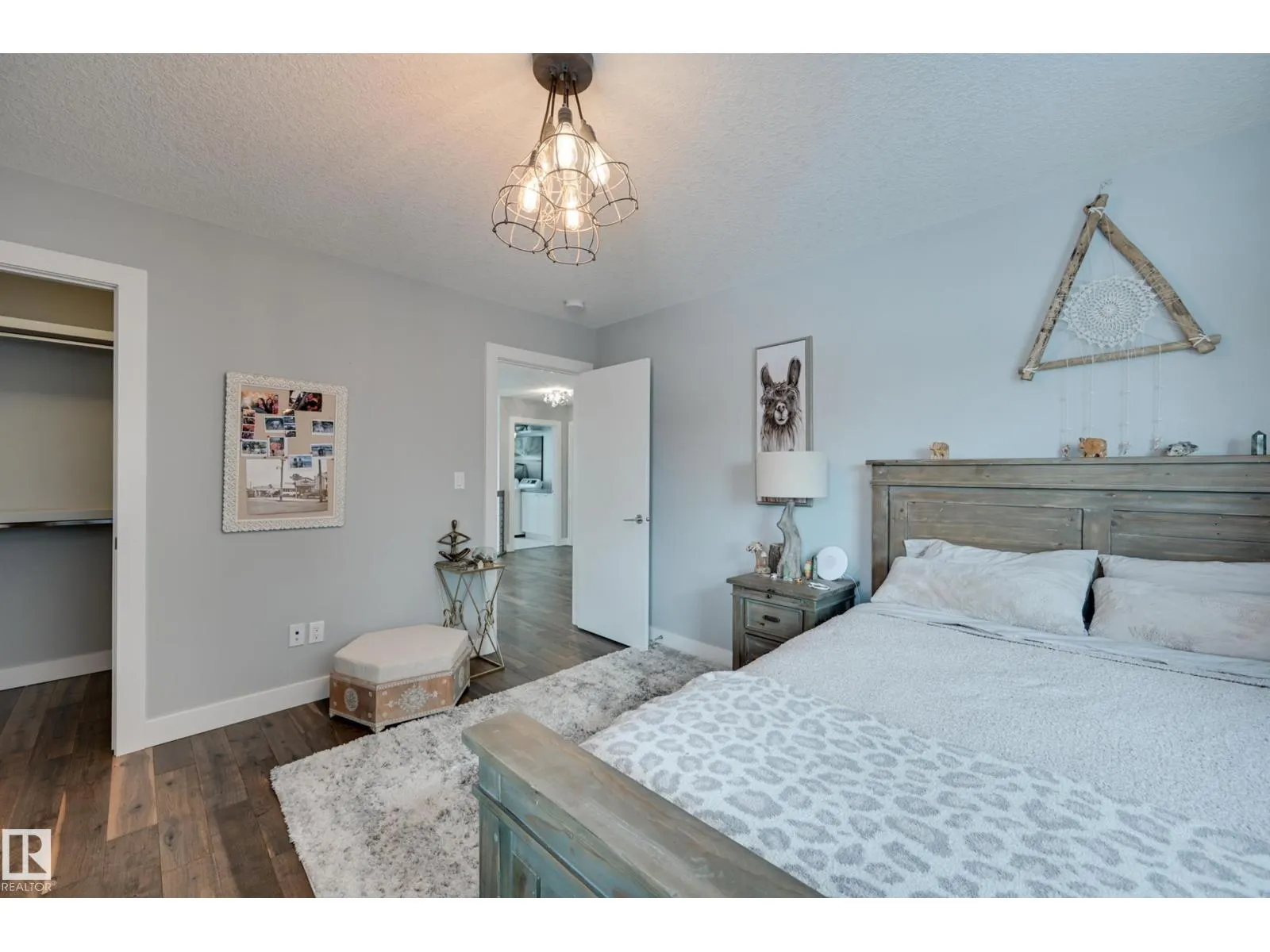 1311 HAINSTOCK WY SW