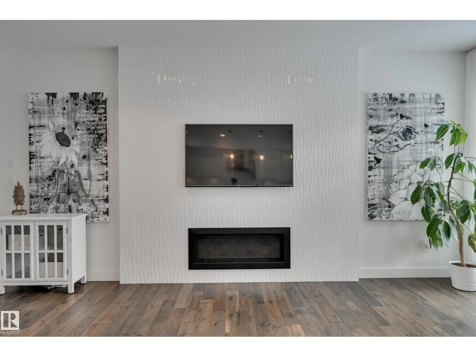 1311 HAINSTOCK WY SW