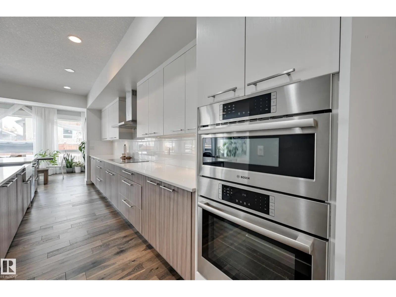 1311 HAINSTOCK WY SW