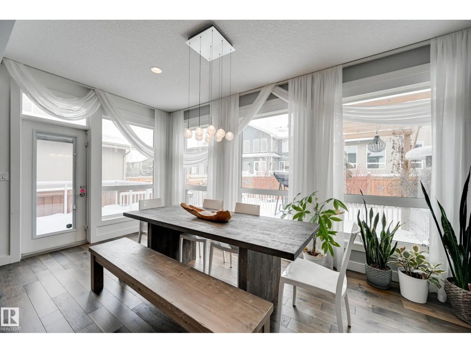 1311 HAINSTOCK WY SW