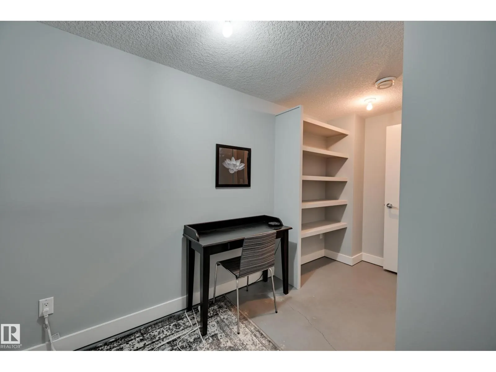 1311 HAINSTOCK WY SW