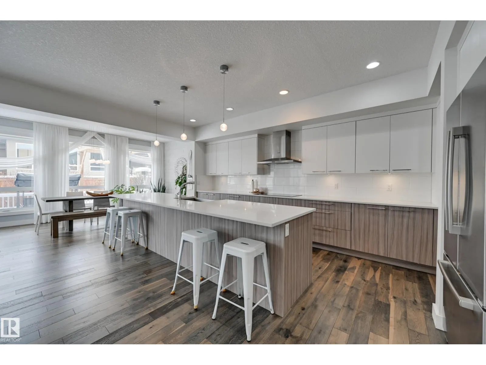 1311 HAINSTOCK WY SW