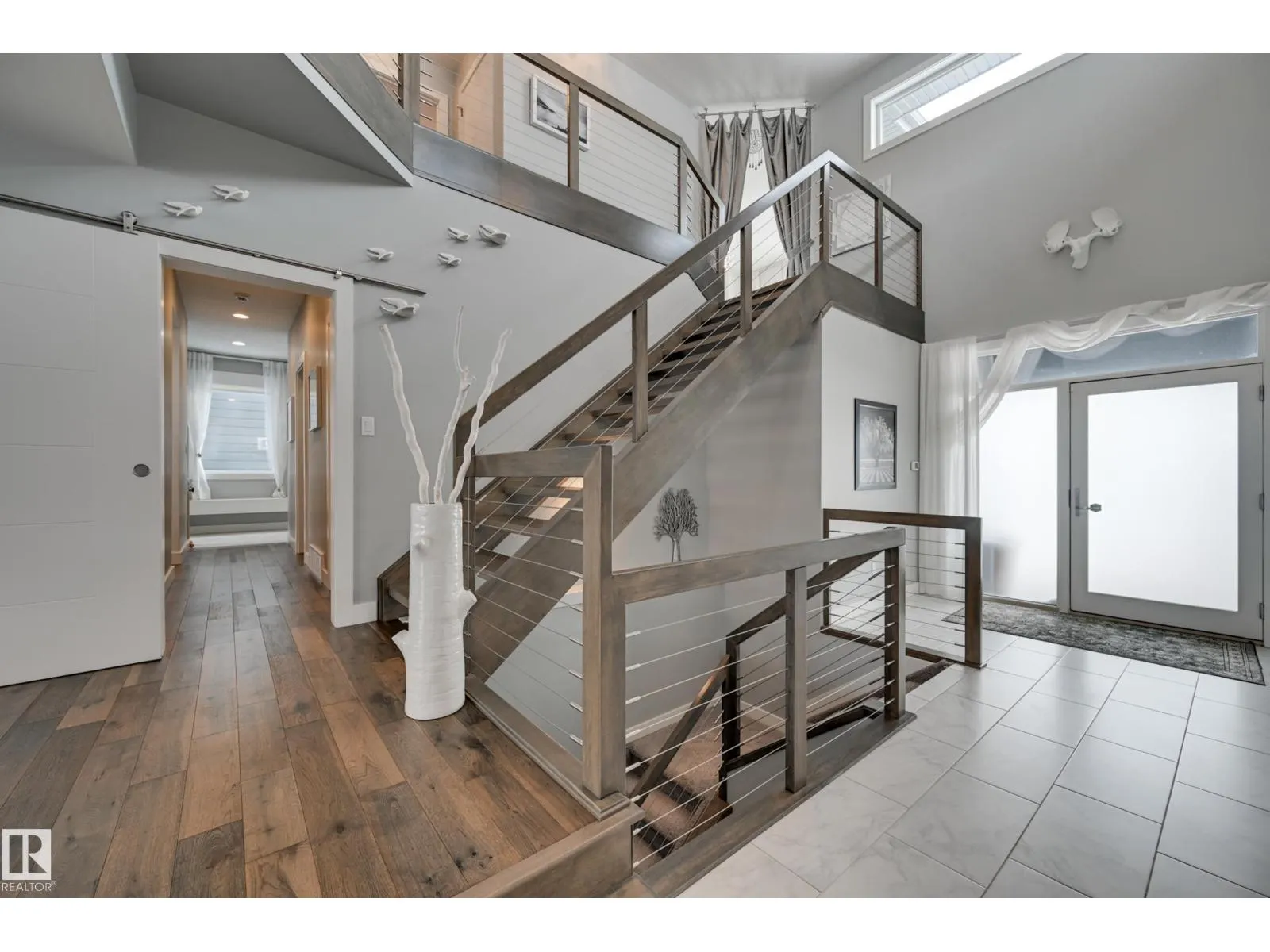 1311 HAINSTOCK WY SW