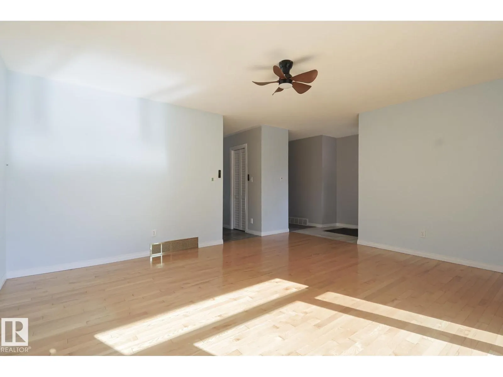 #42 52516 RGE ROAD 13