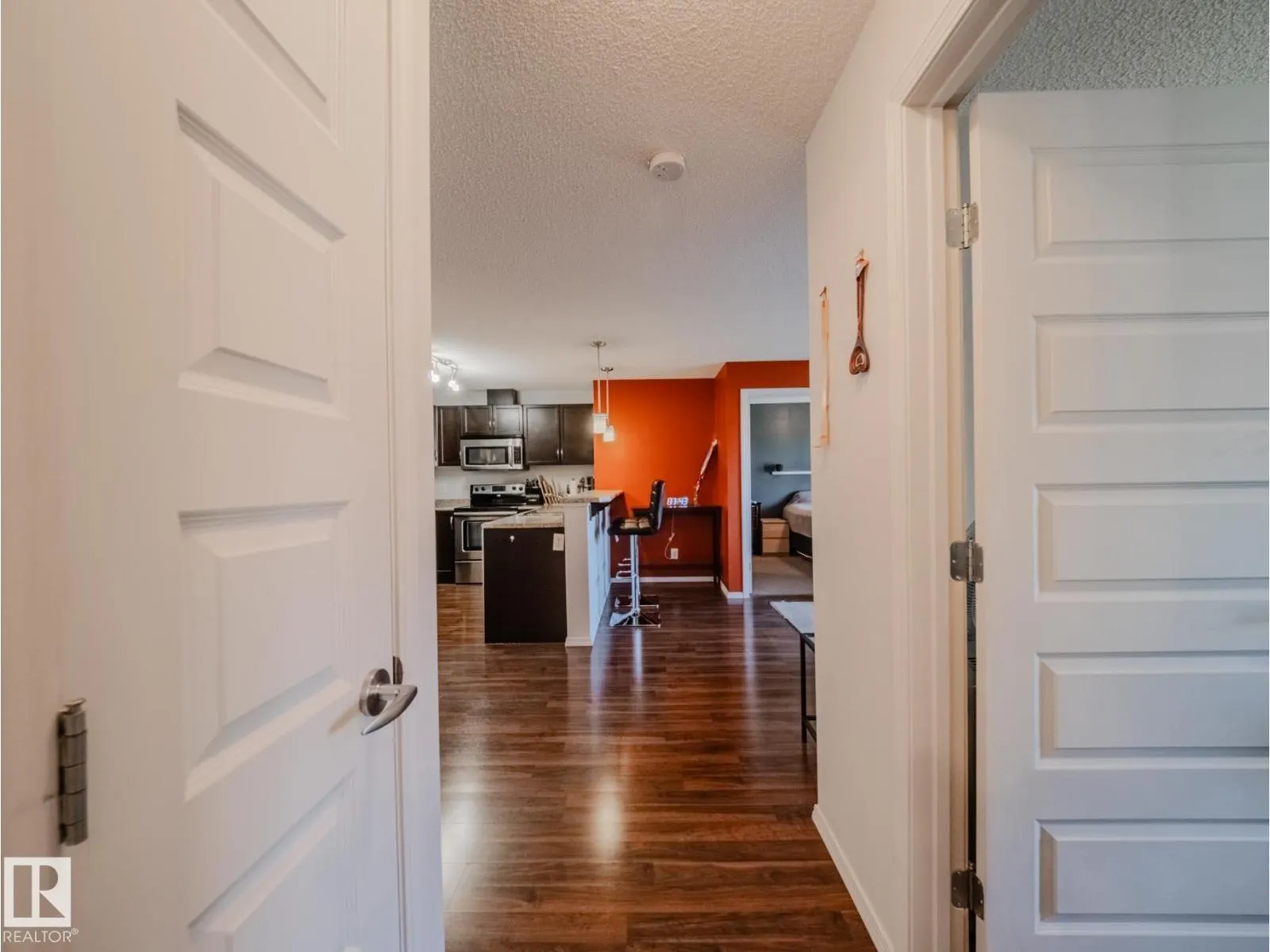 #409 6070 SCHONSEE WY NW