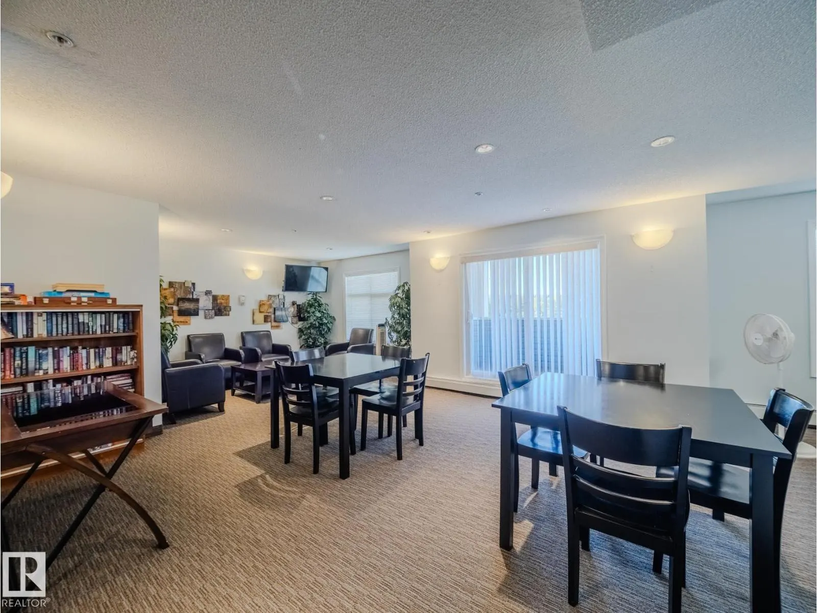 #409 6070 SCHONSEE WY NW