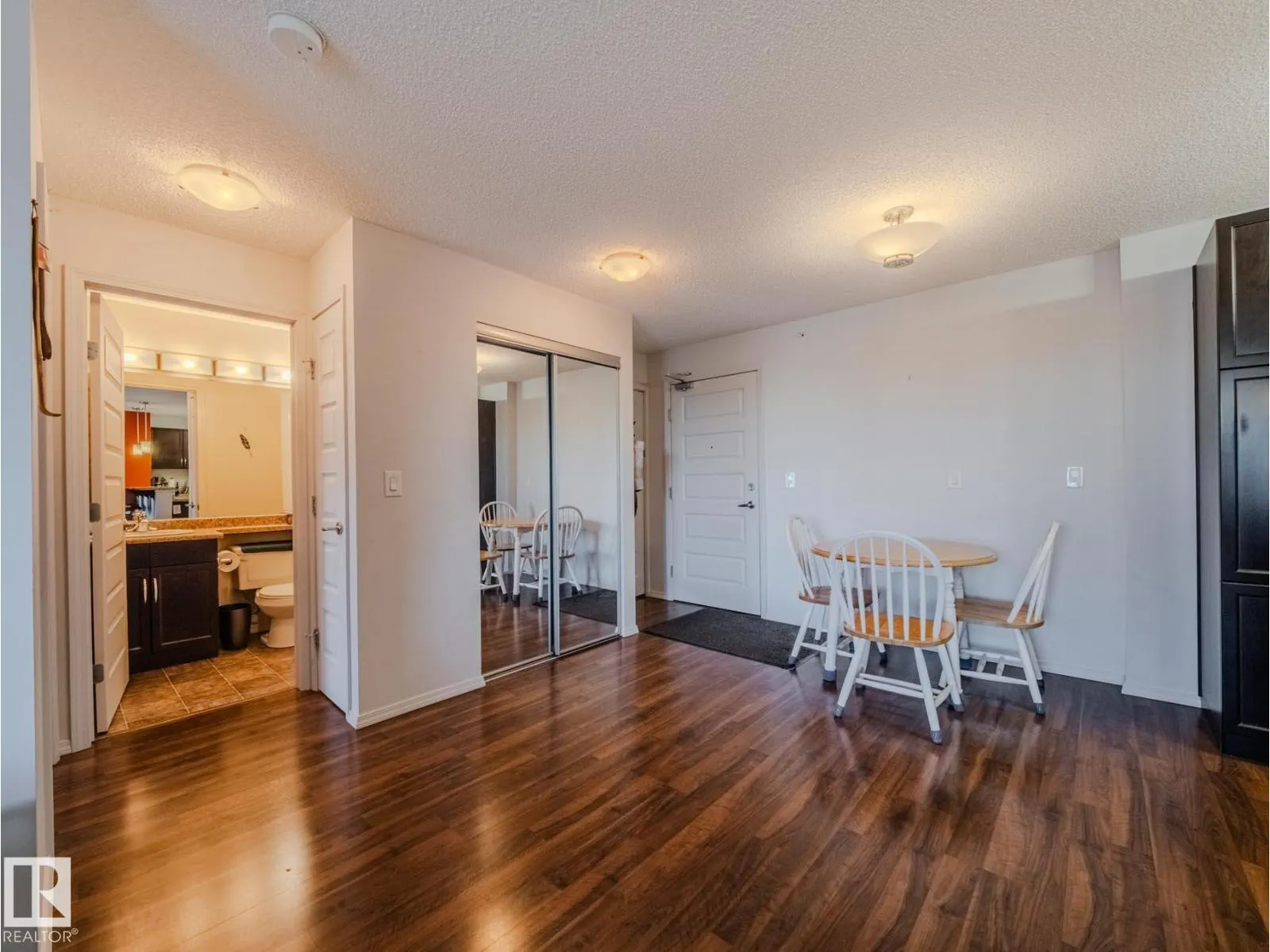 #409 6070 SCHONSEE WY NW