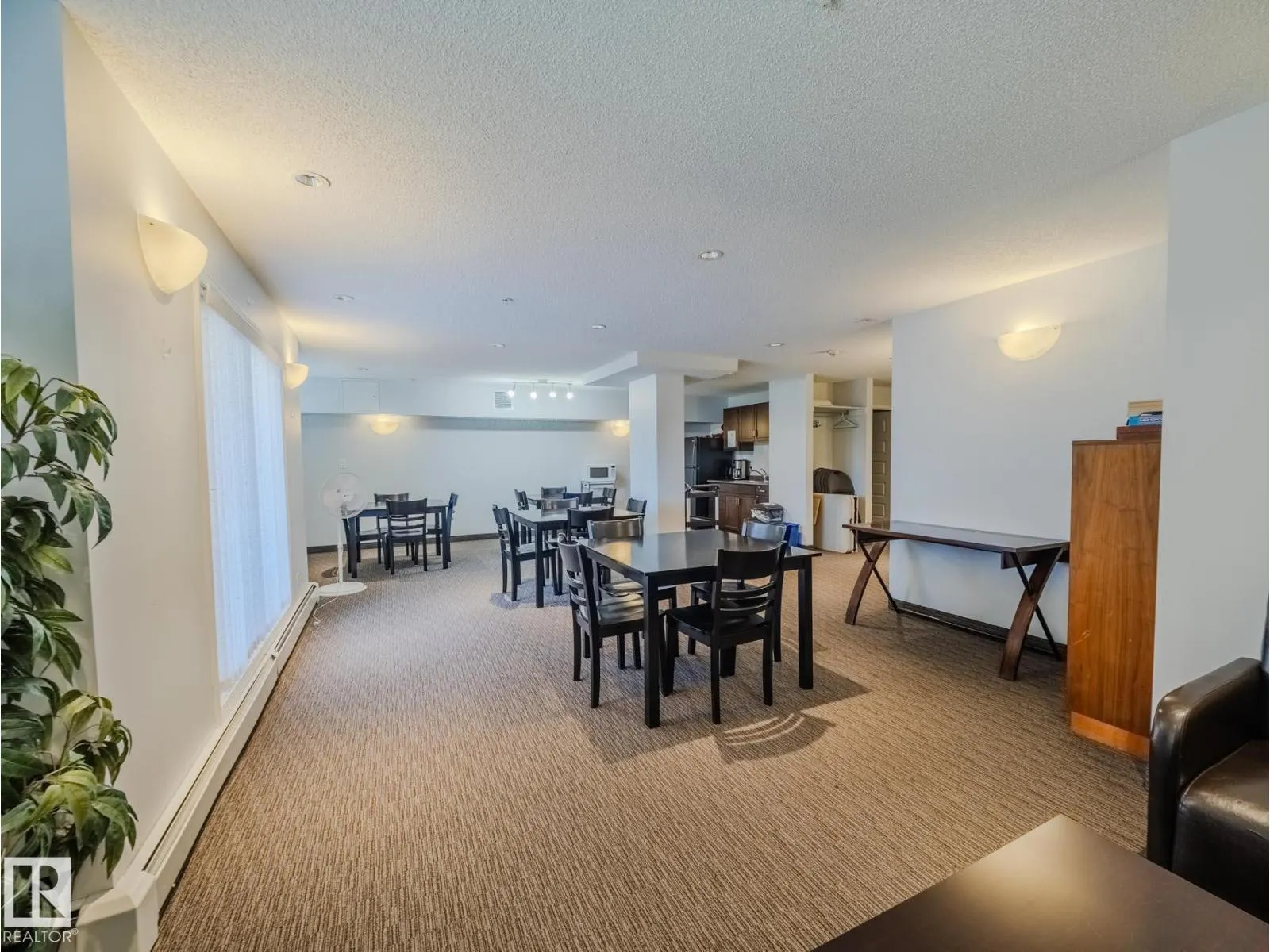 #409 6070 SCHONSEE WY NW