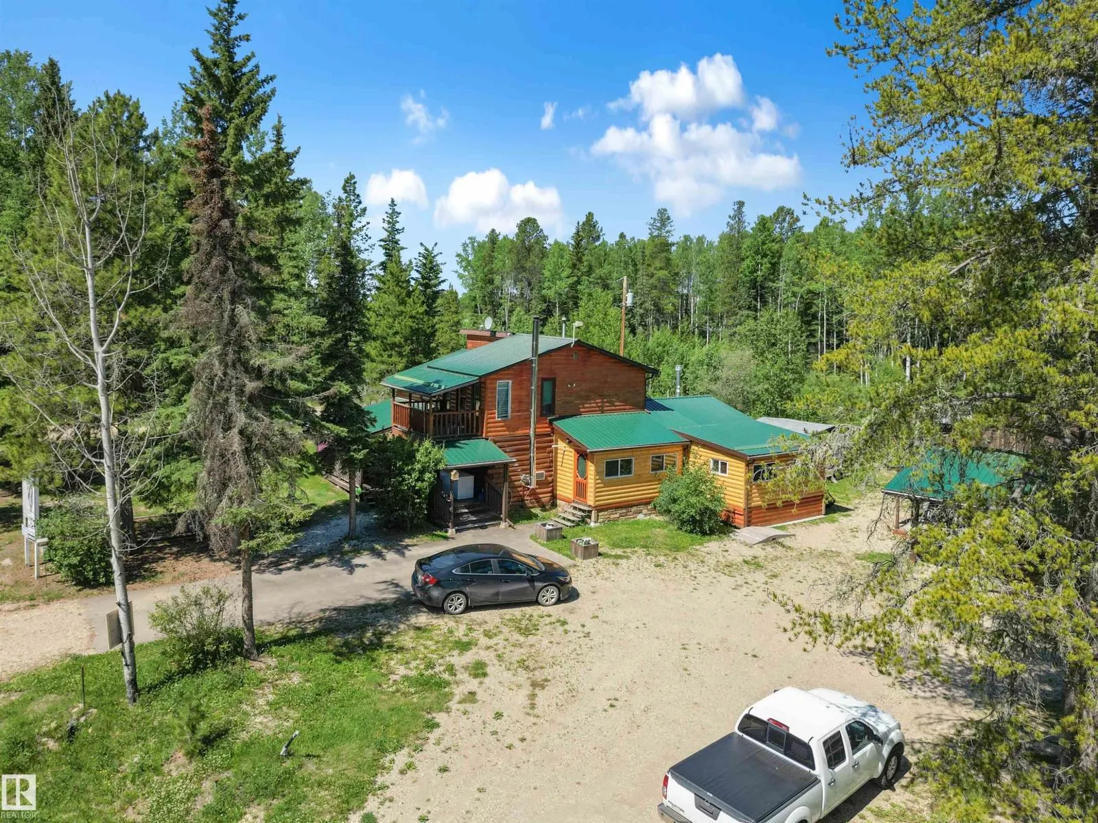 4836 A 53 AVE & 4836 B 53 AV