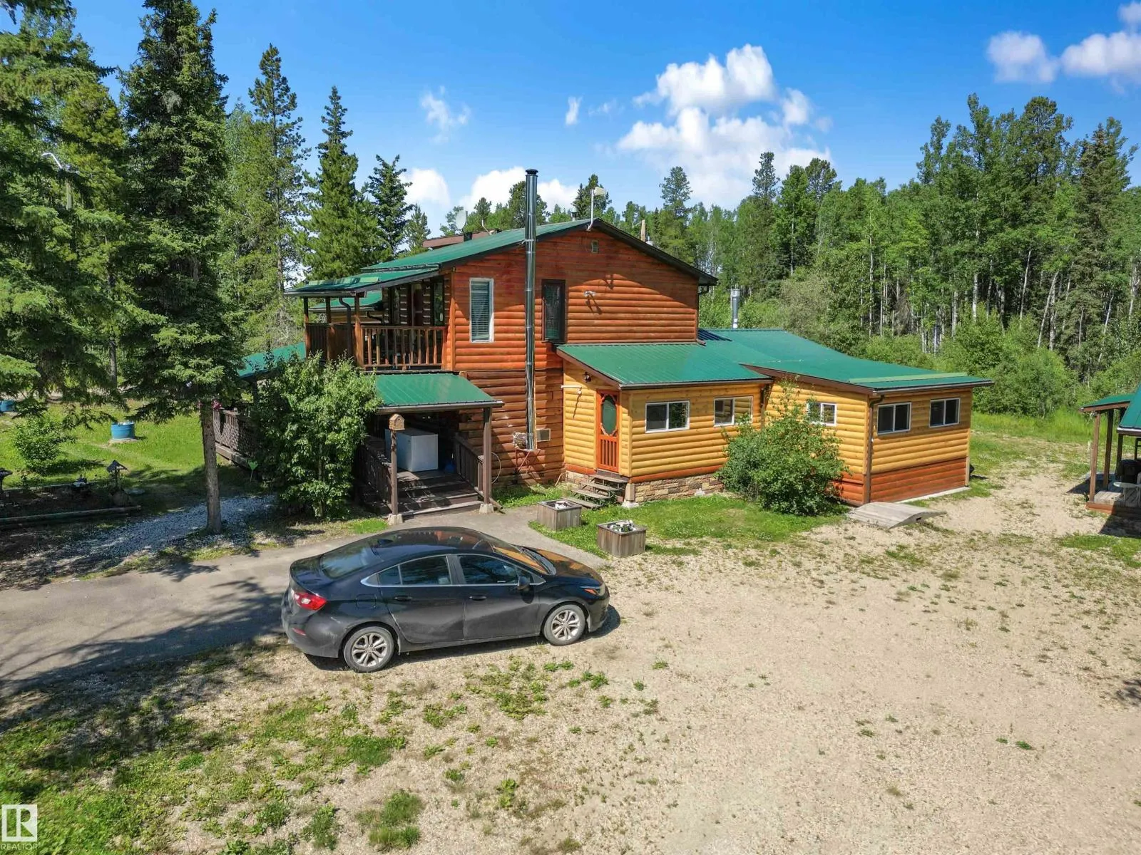 4836 A 53 AVE & 4836 B 53 AV