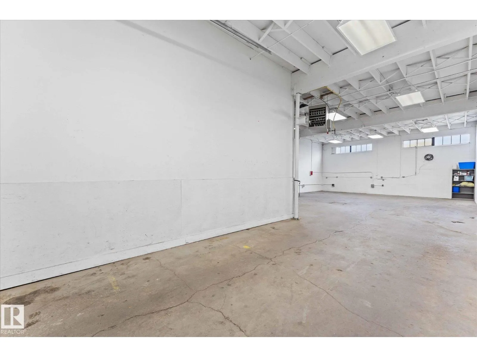 9613 62 AV NW
