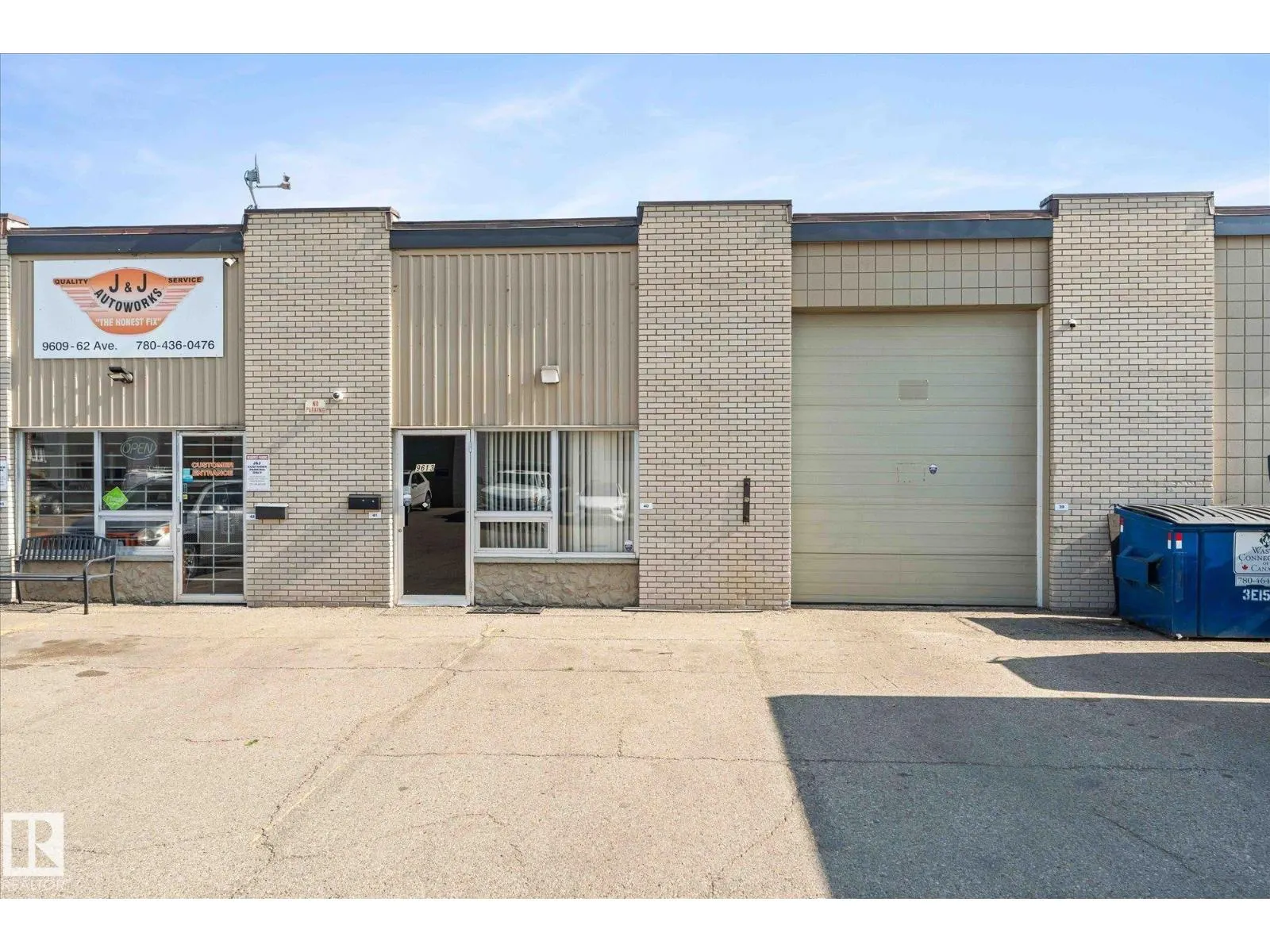 9613 62 AV NW
