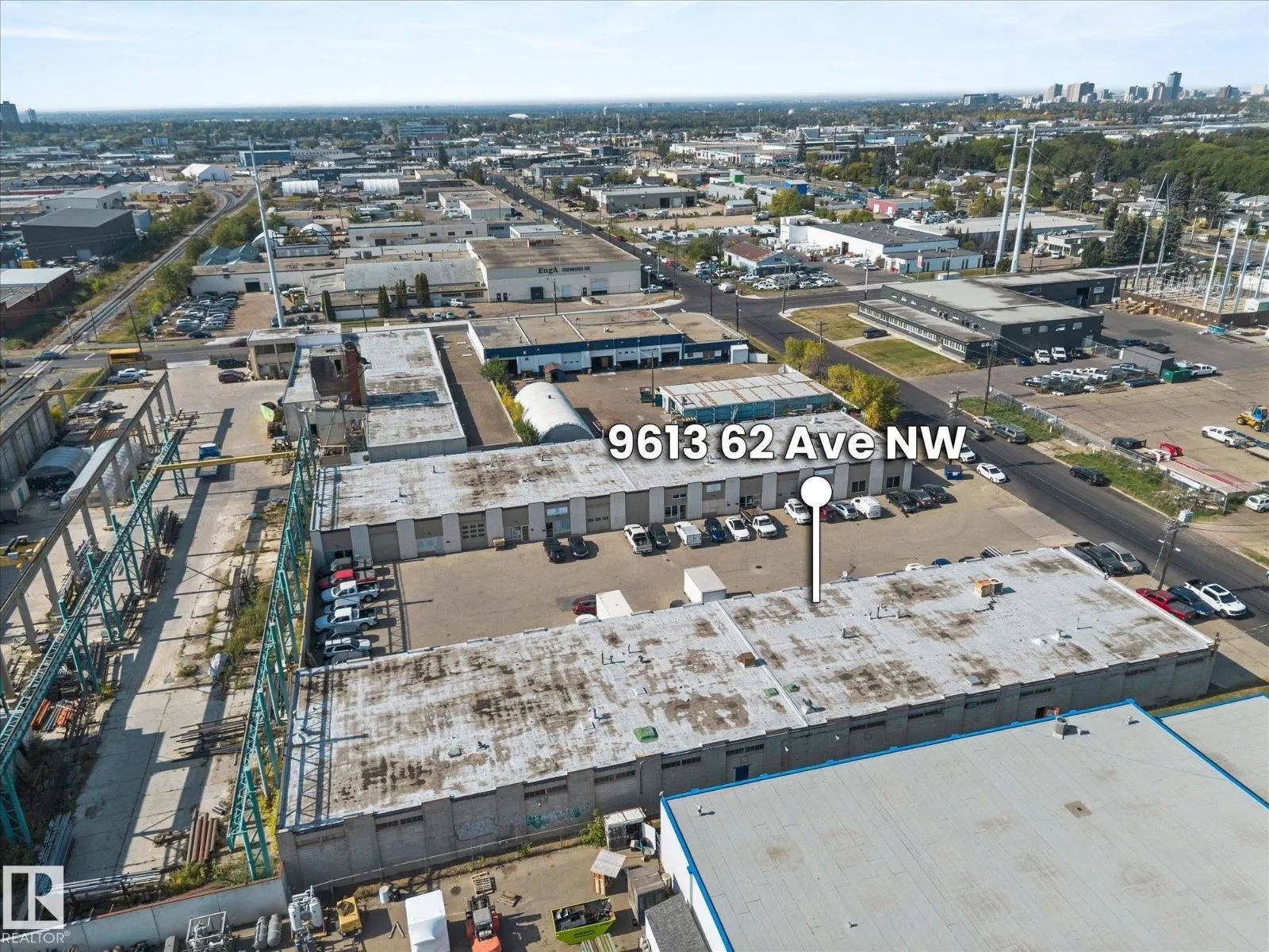 9613 62 AV NW