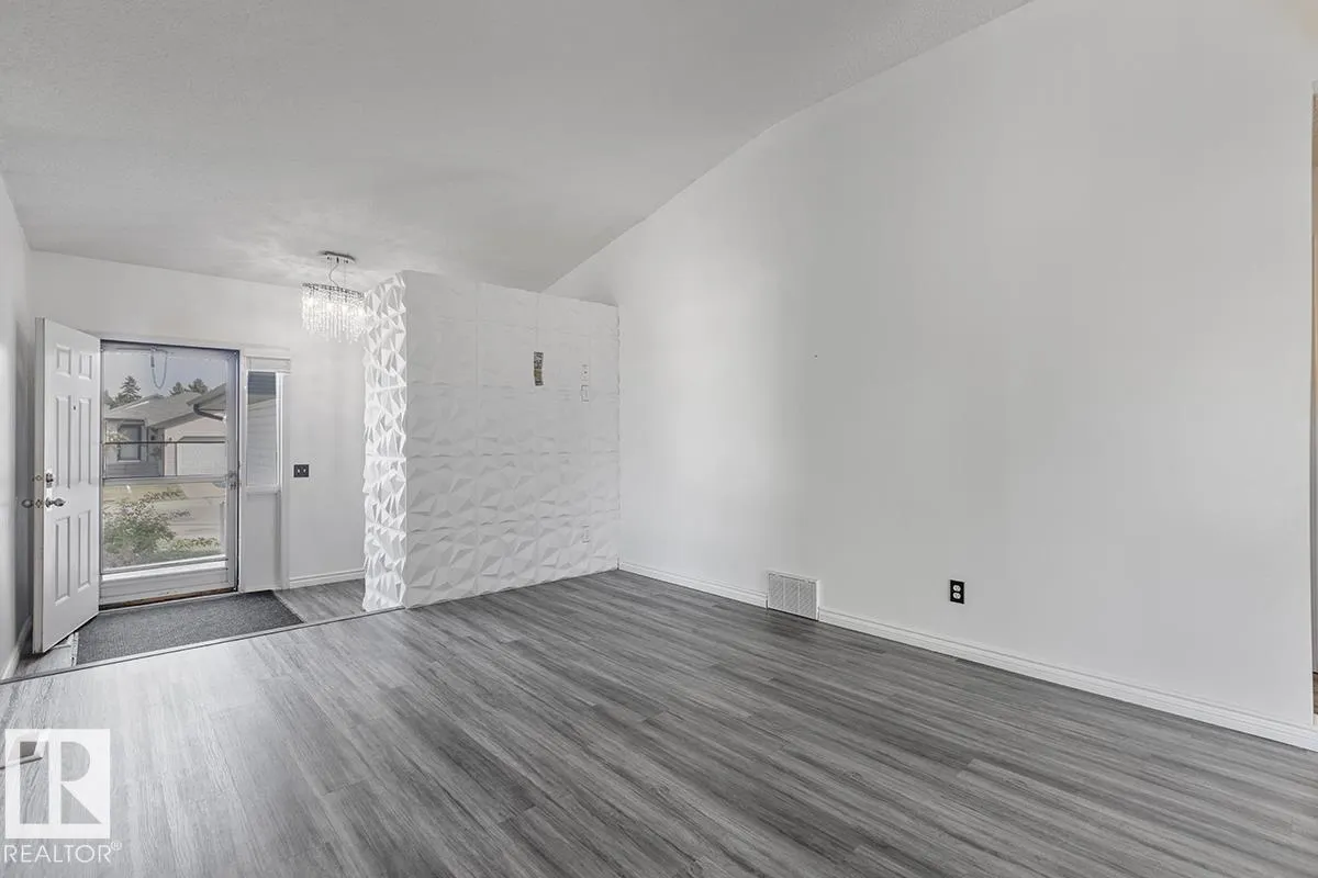 13140 35 ST NW