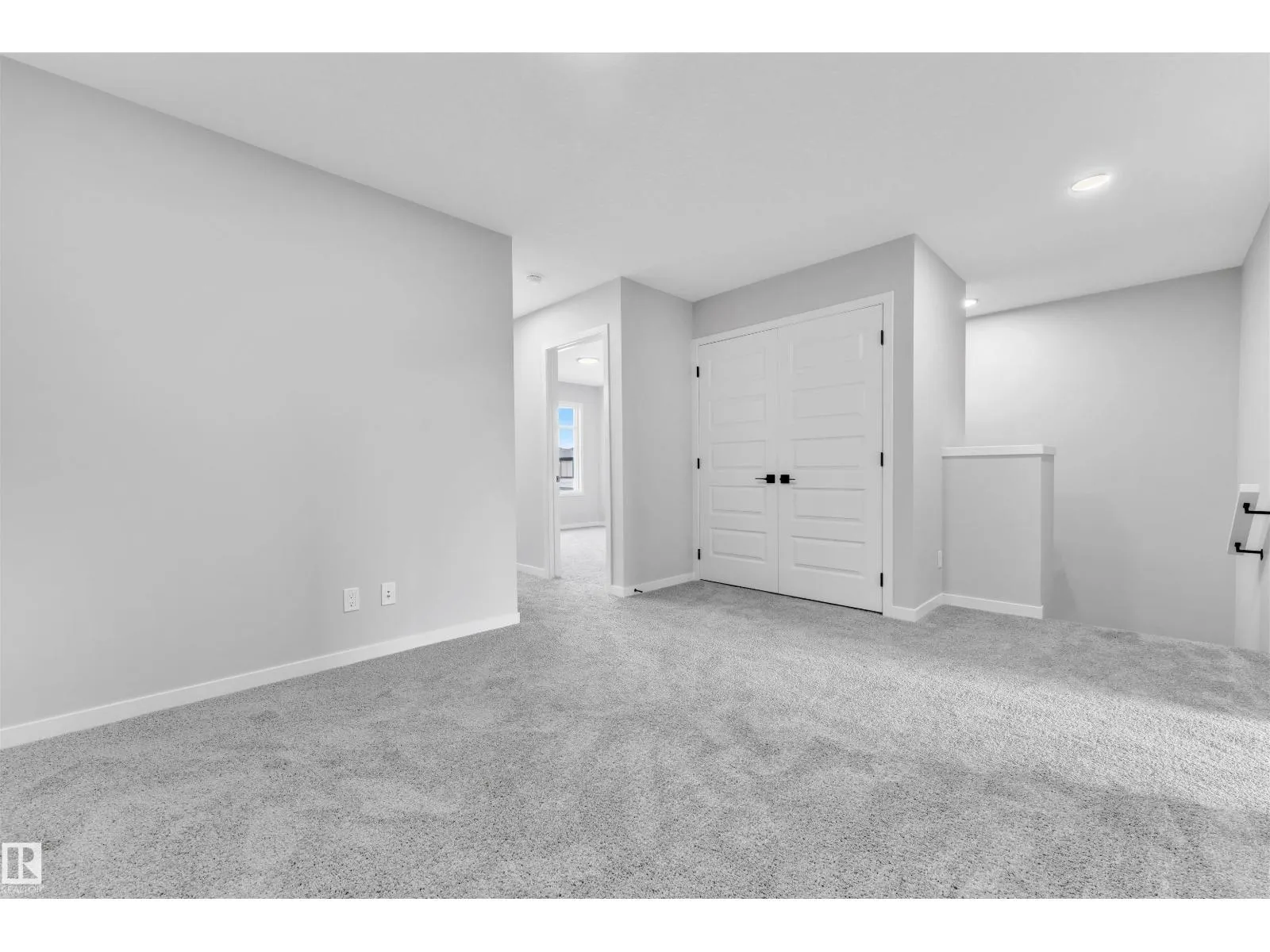 16832 49 ST NW