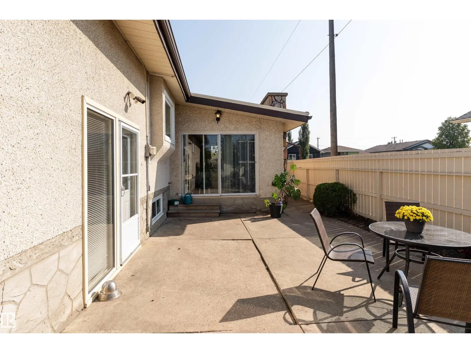 12904 86 ST NW