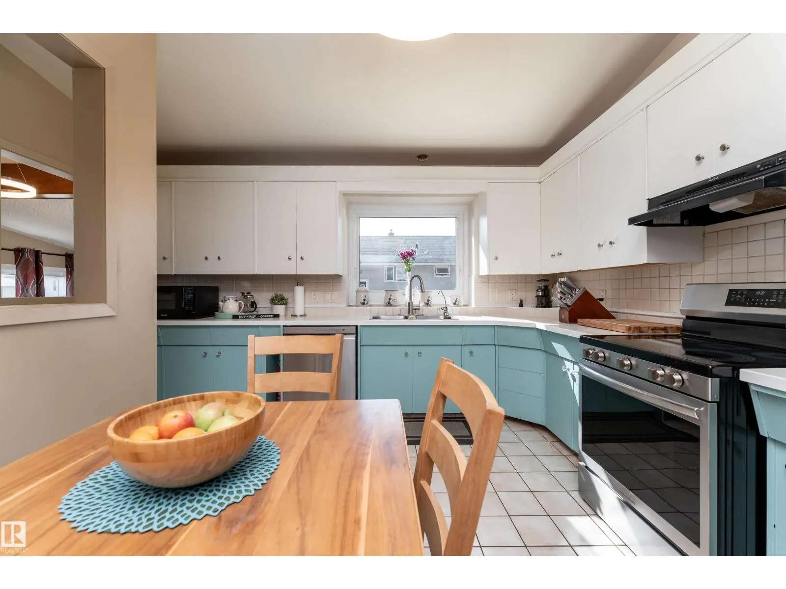 12904 86 ST NW
