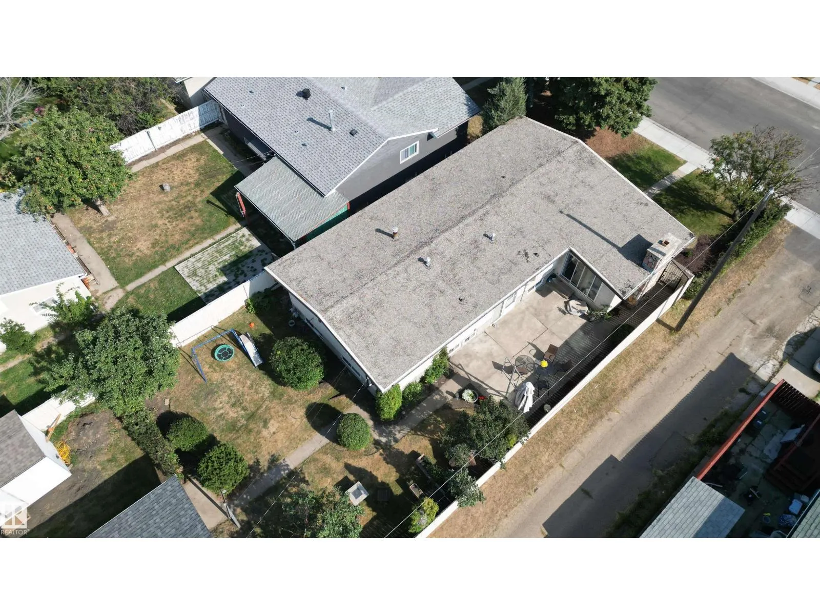 12904 86 ST NW