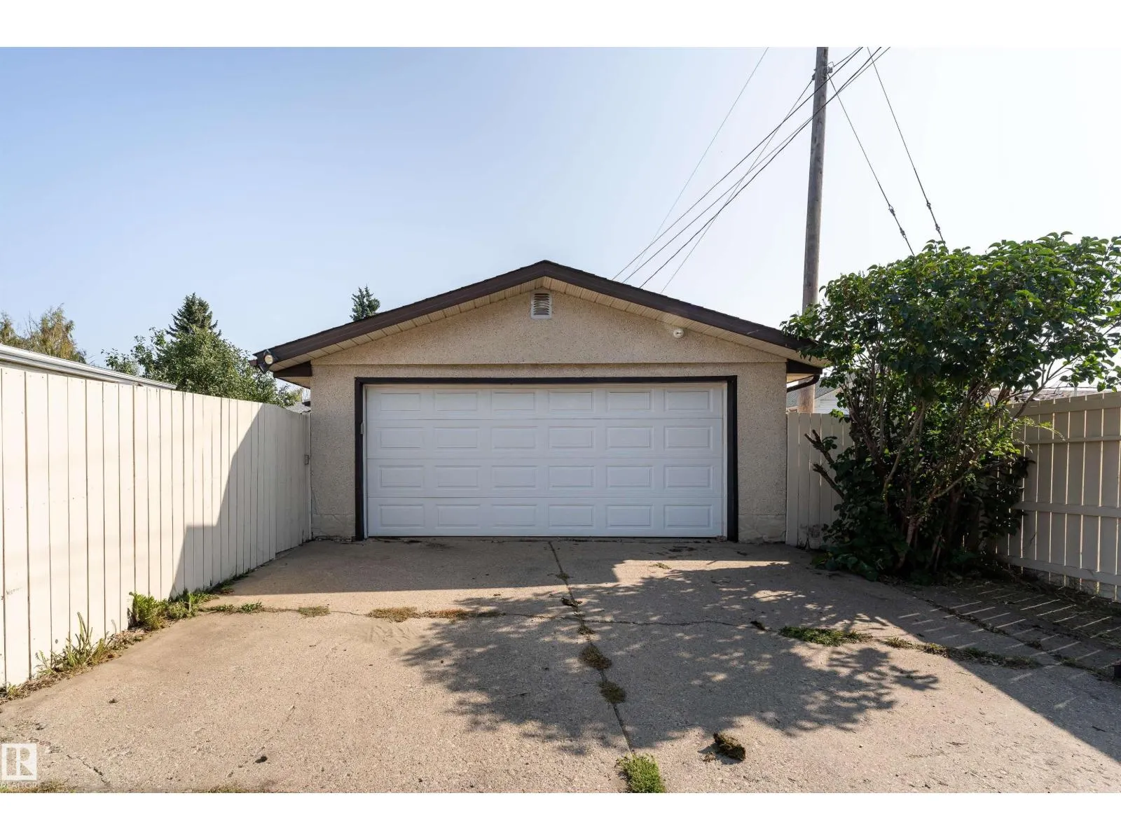 12904 86 ST NW