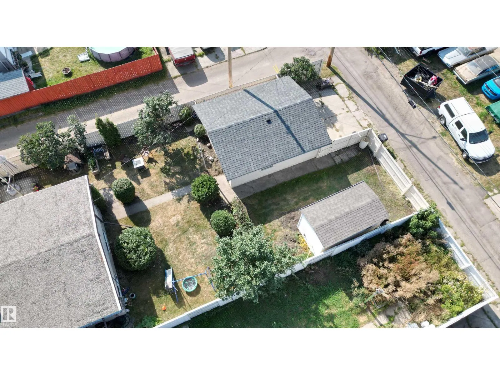 12904 86 ST NW