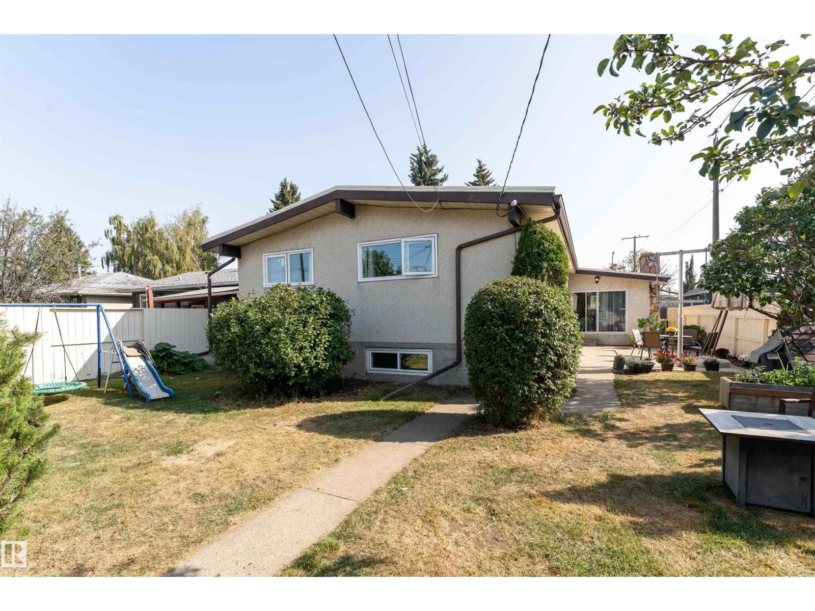 12904 86 ST NW