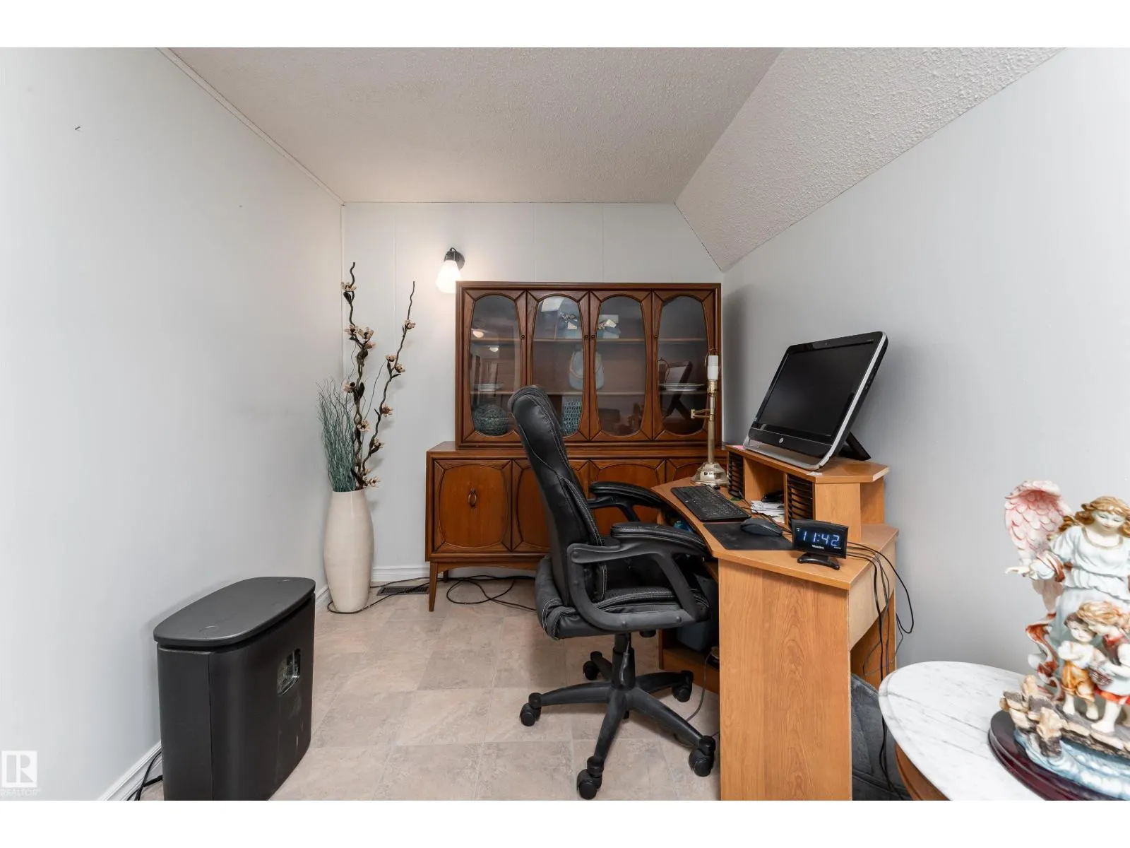 12904 86 ST NW