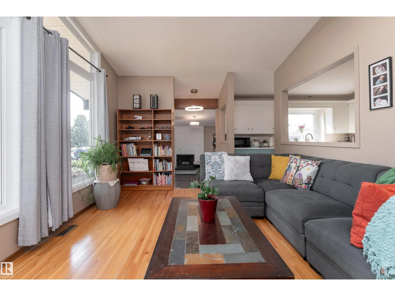 12904 86 ST NW