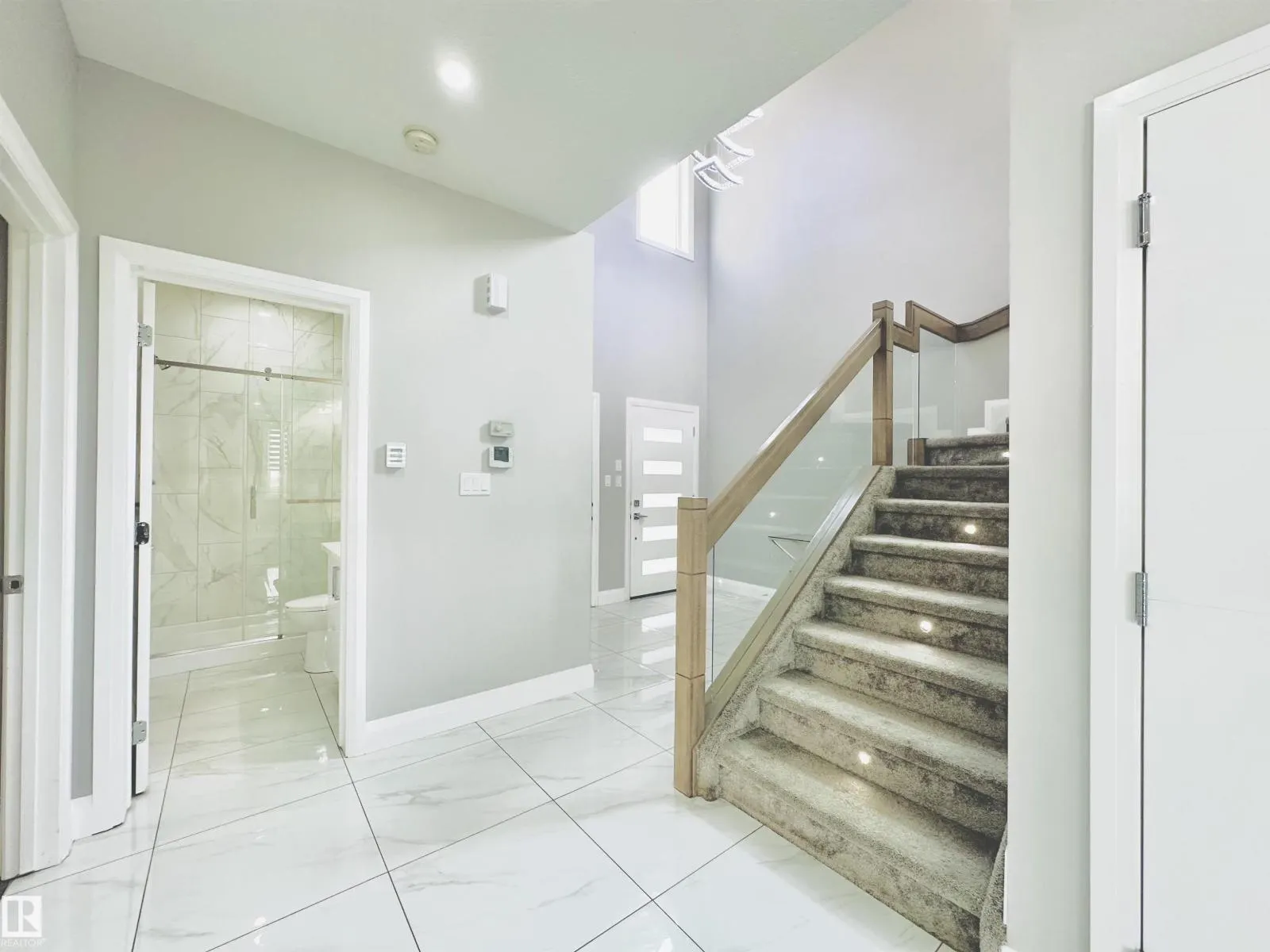 6222 172A AV NW
