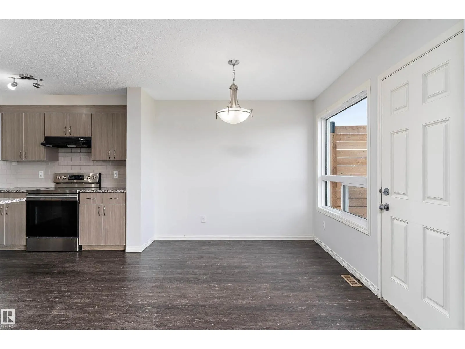 17135 38 ST NW