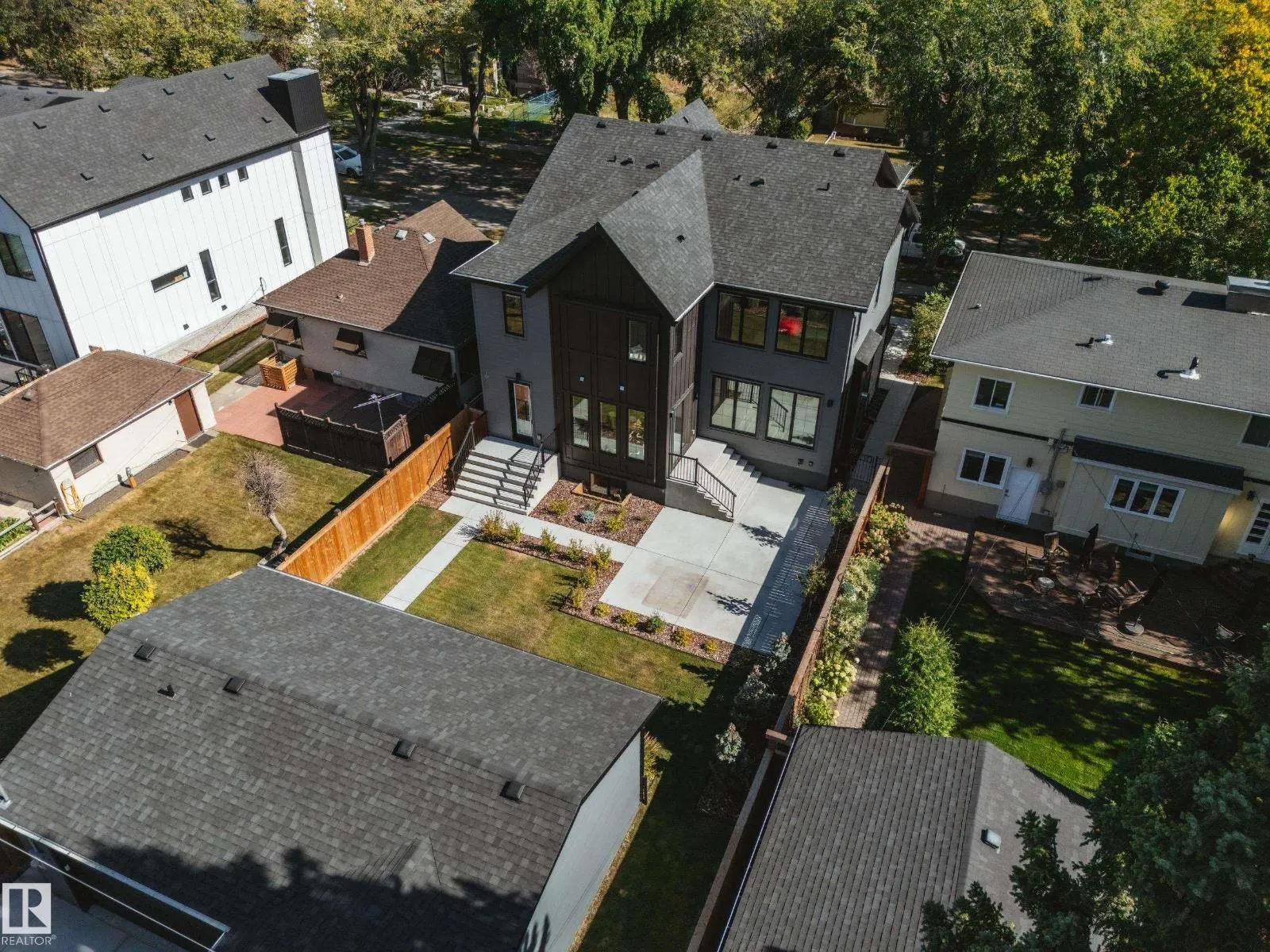 10522 134 ST NW