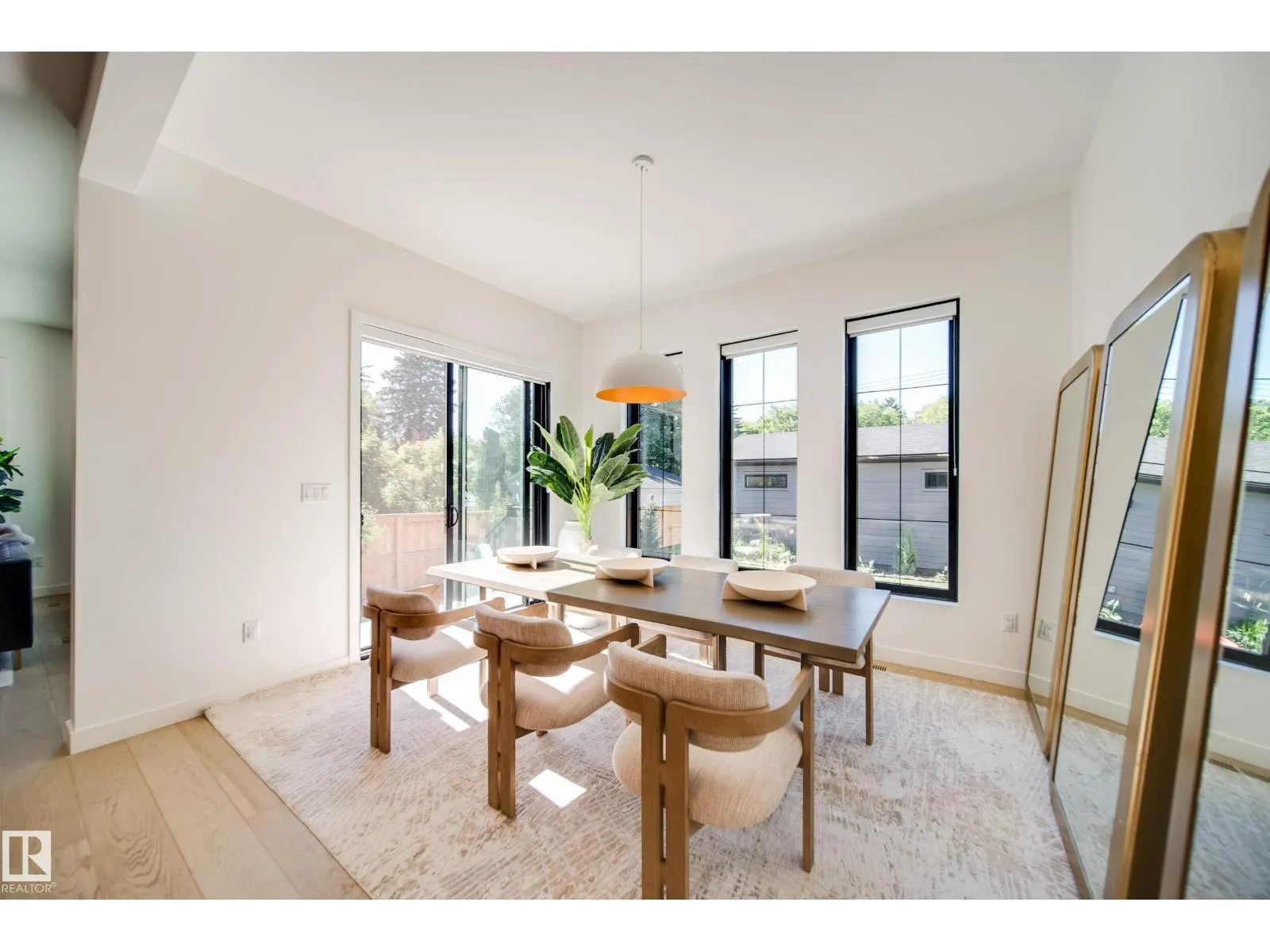 10522 134 ST NW